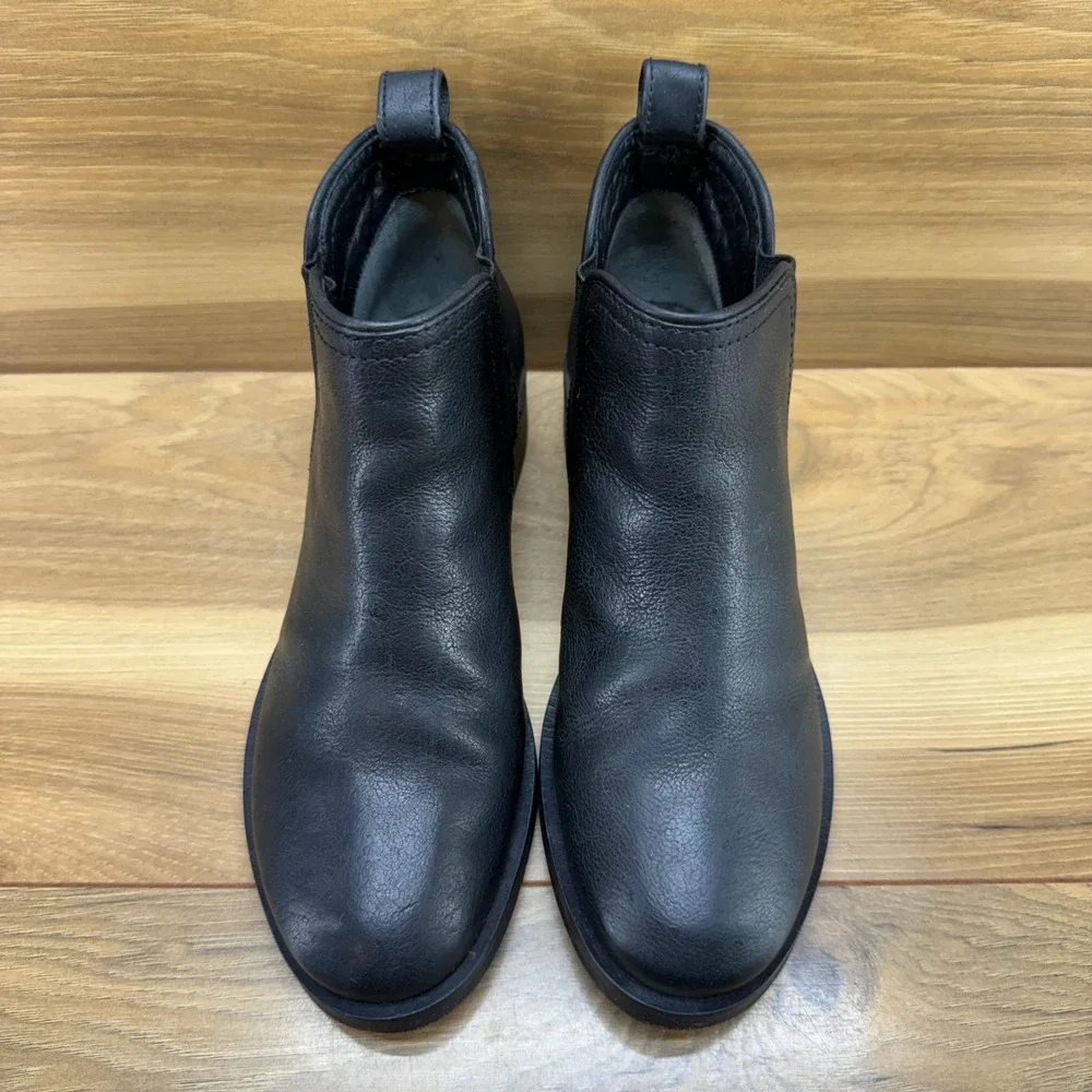 Tory Burch Chelsea Boot Womens 6 M Black Leather Stacked Heel Modern Casual